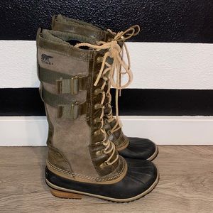 Sorel Women’s Conquest Carly II Fall/Winter Boots USA size 8